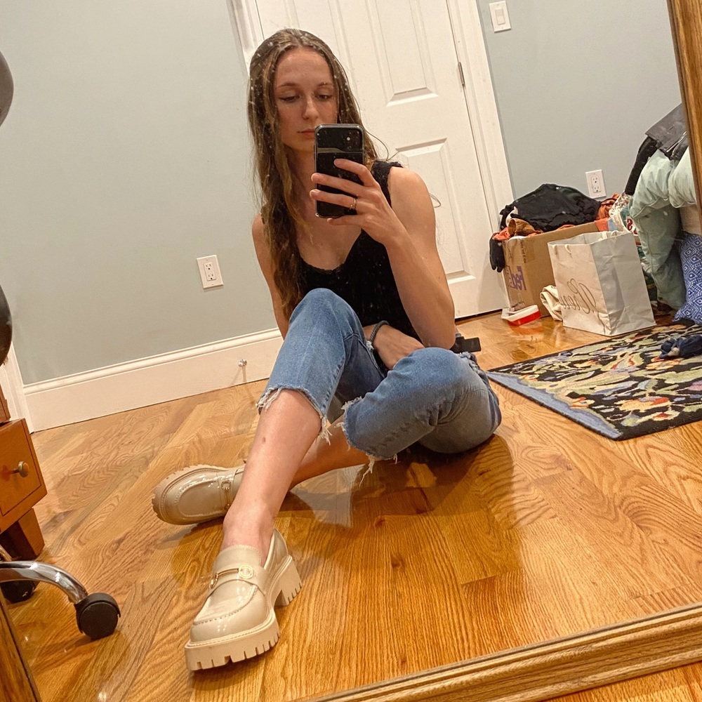 Meet your Posher, Kira